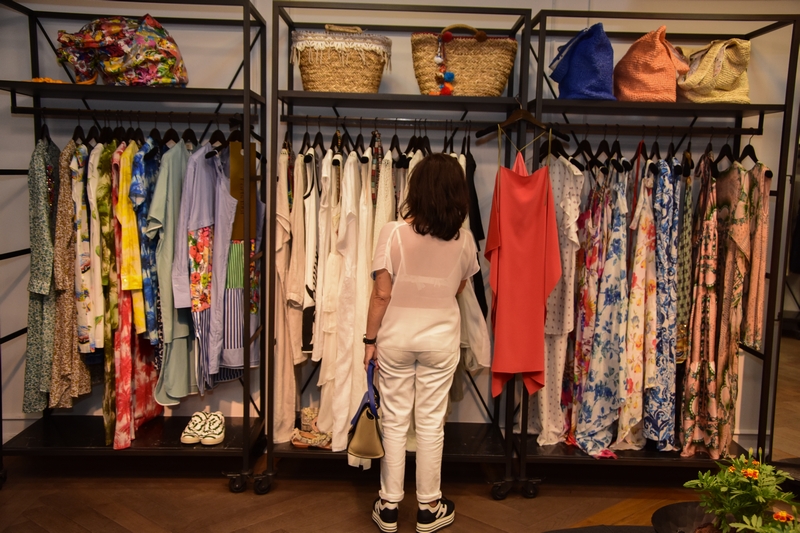 An Evening Around Dresses